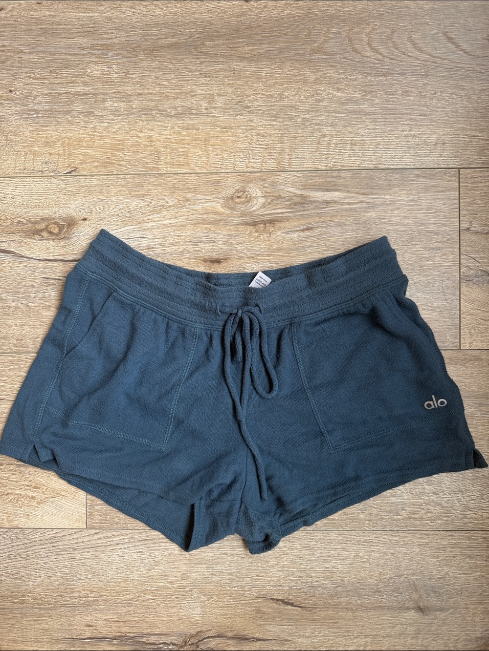 ALO Yoga Drawstring Athletic Lounge Shorts